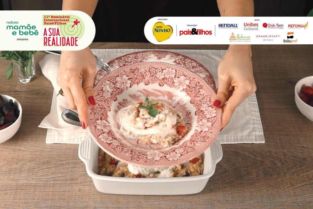 Receita de quinoa com burrata e molho de tomate