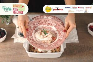 Receita de quinoa com burrata e molho de tomate