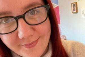 Mãe ganha mais de R$ 286 mil após ser demitida ‘por estar grávida'