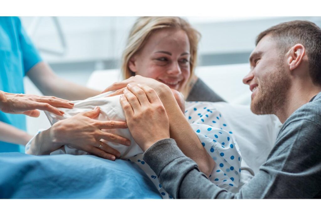 O casal está gastando o dinheiro aos poucos, e aconselha outros vencedores a fazer o mesmo