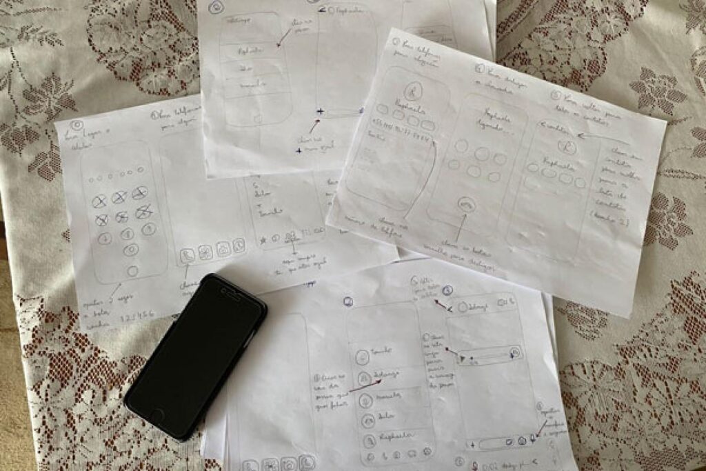 José Antônio aprendeu a mexer no celular com a neta Raphaela Martinez