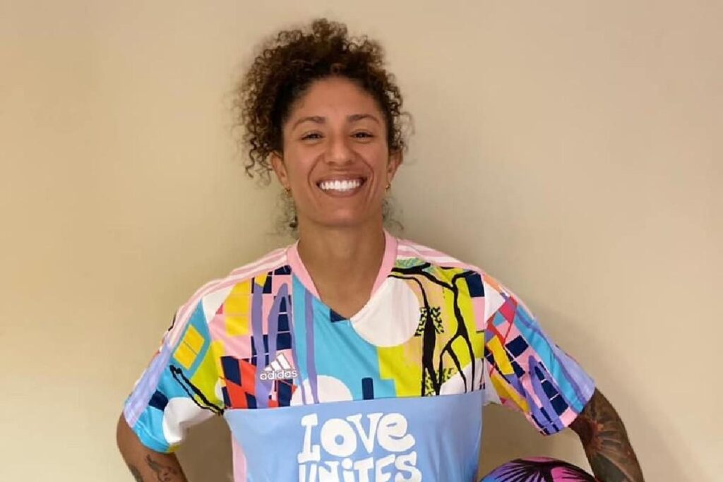 Bento acordou de madrugada, no horário do jogo do Brasil