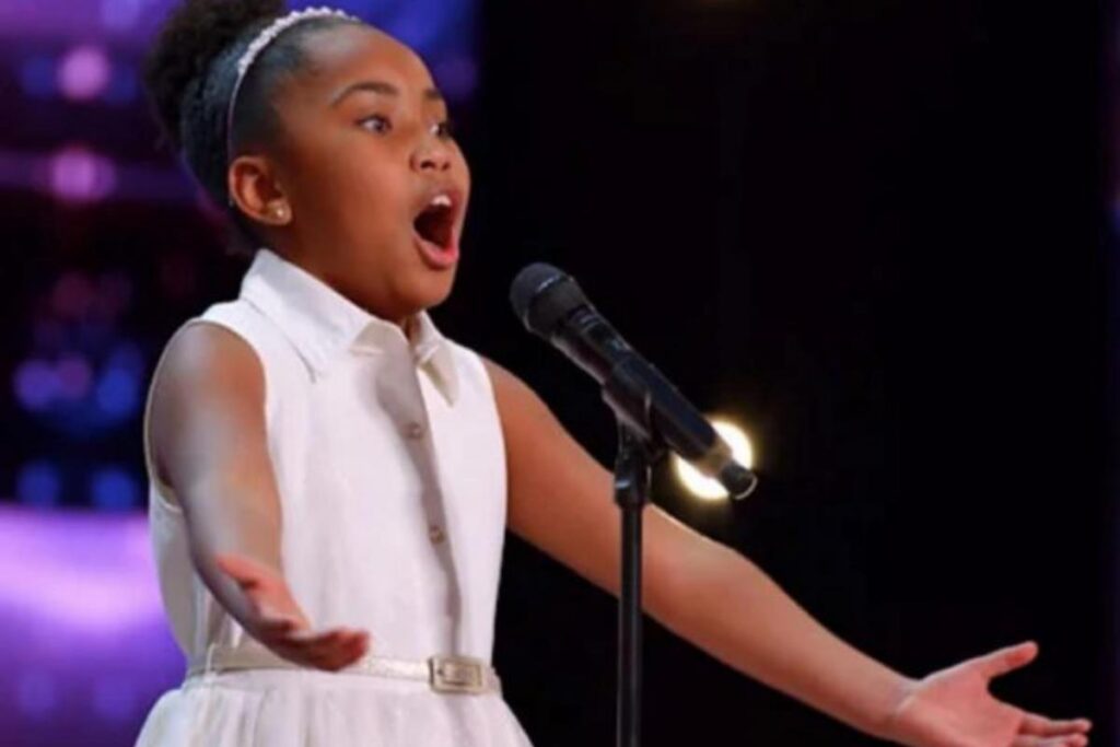 Victory Brinker subiu no palco e conquistou todos com a voz