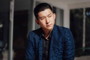 Sammy e Pyong são pais de Jake