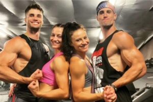 Gêmeas idênticas se apaixonam por irmãos que também são gêmeos e os 4 começam a morar juntos