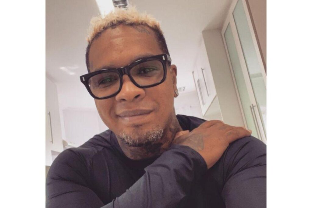 Rodriguinho lança biografia em que fala sobre carreira, família e legado. Ele é pai de quatro crianças