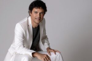 Jorge Vercillo faz show com filho