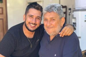 Francisco e Antônio Lisboa estão fazendo sucesso com o bom humor.