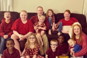 Mãe de dez filhos pensou que nunca teria uma família