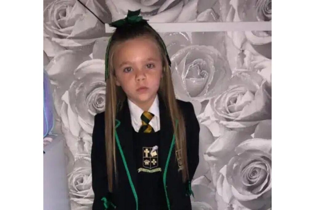 Ela cortou os próprios cílios!