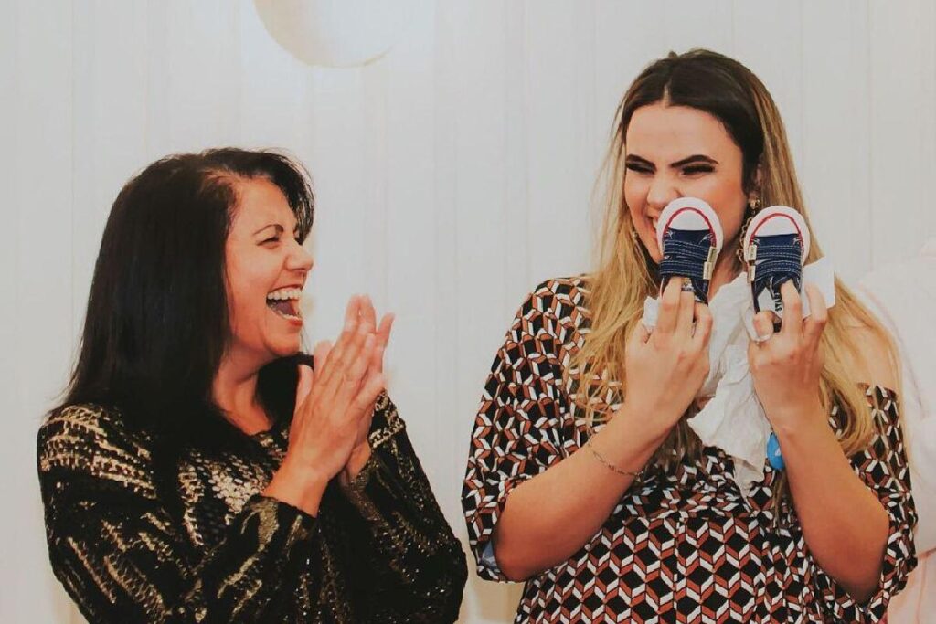 Hoje Amanda é mãe de Theodoro