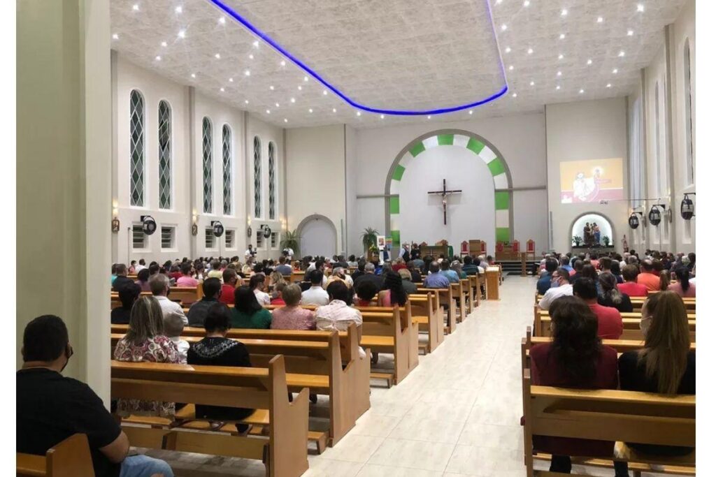 As mensagens foram entregues durante uma missa