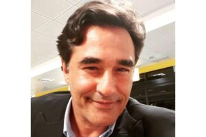 Luciano Szafir comemora o dia dos pais em família