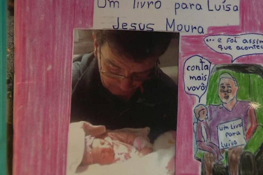 Jesus Moura escreveu o livro com as próprias mãos