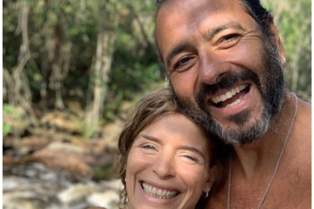 Júlia raramente aparece nas redes sociais do pai