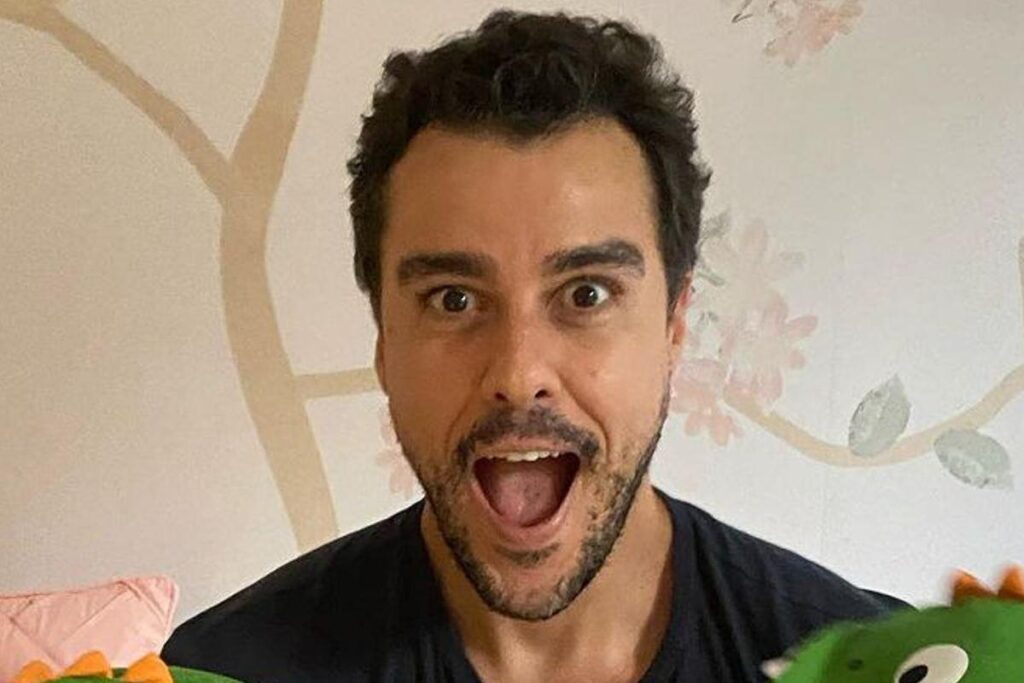 Joaquim Lopes e Marcella Fogaça são pais de Sophia e Pietra