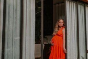 Thaeme já é mãe de Liz, de 2 anos