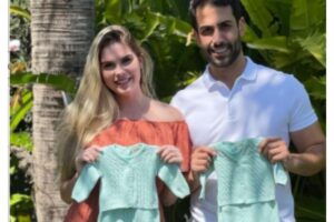 Bárbara Evans mostra barriga de sete meses