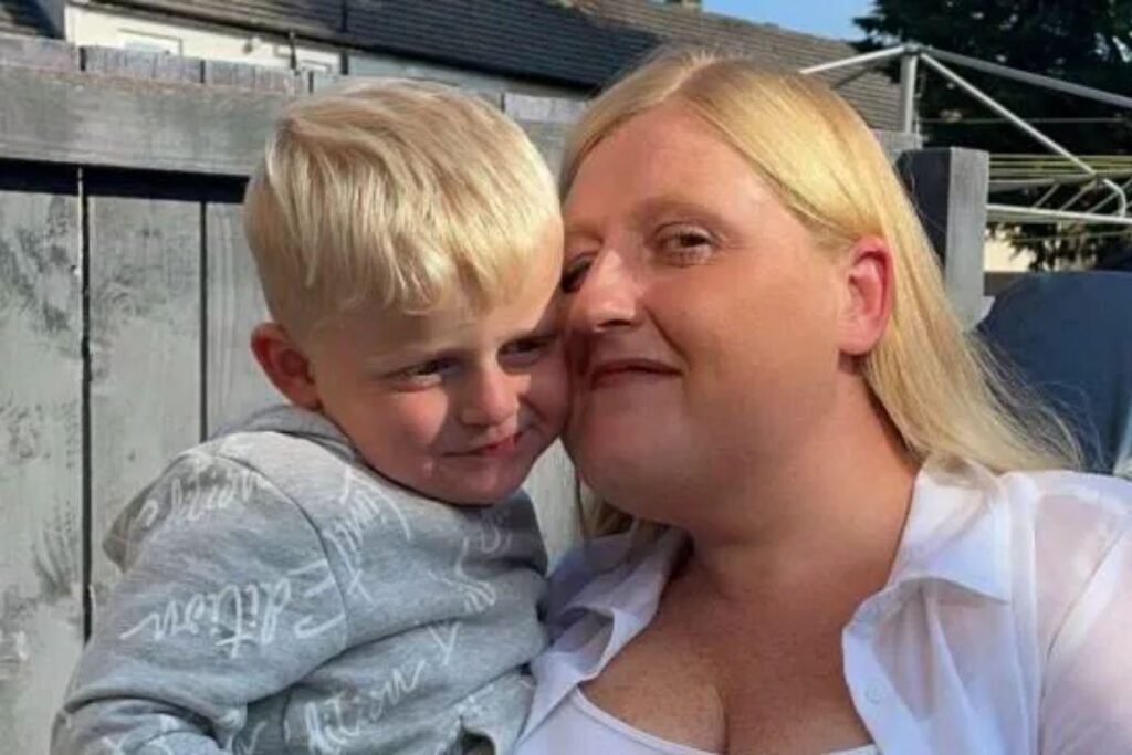 Menino foge da escola