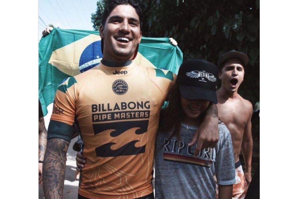 Simone Medina criou uma empresa com o marido para controlar a carreira da filha