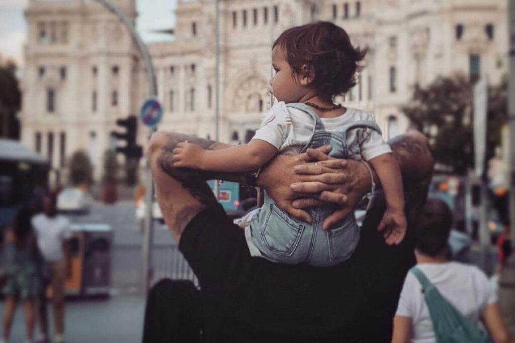 A família estava em uma viagem para Espanha