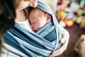 É importante evitar os passeios no primeiro mês de vida do seu filho