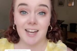 Callie estava trabalhando no casamento em que a história ocorreu