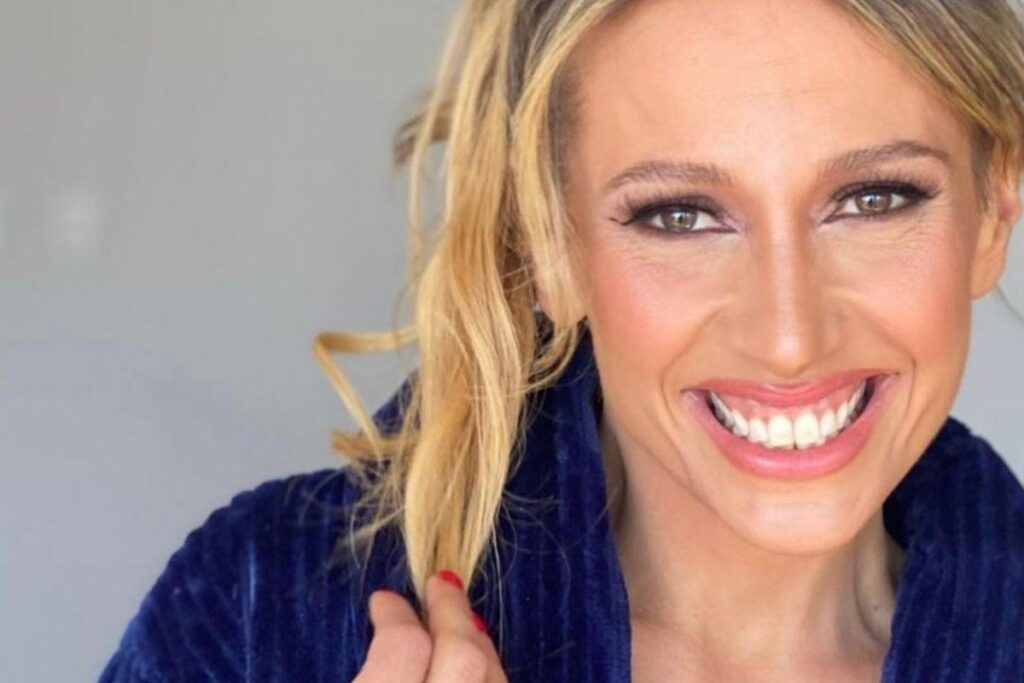 Luisa Mell compartilha, em prantos, trauma por ter sofrido violência médica, durante uma live