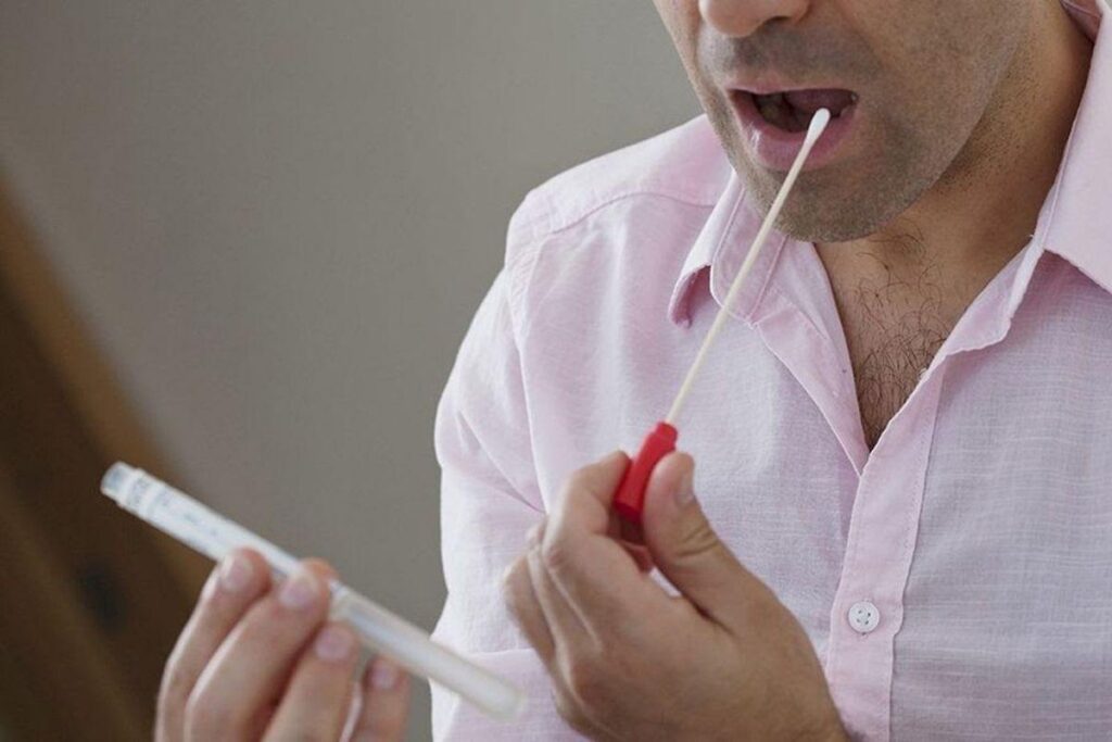 Empresa cria teste de DNA com anonimato e autocoleta