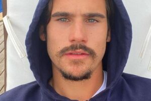 Ele fez uma homenagem