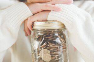 Além de trazer segurança para seu filho, a previdência infantil é uma forma de ensinar educação financeira