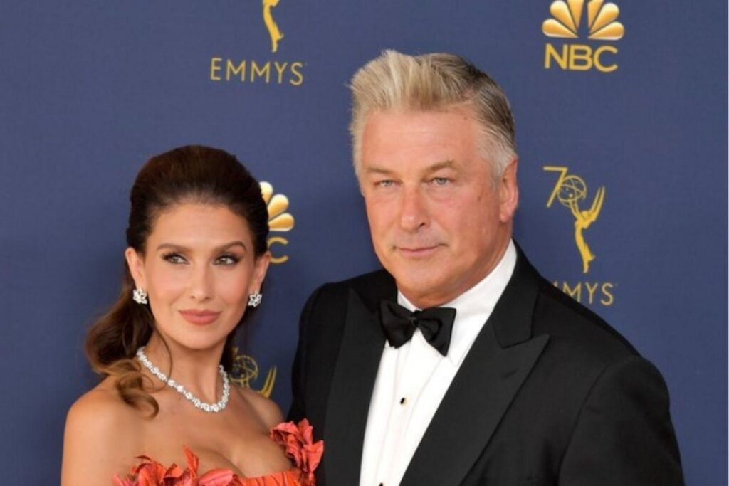 Hilaria Baldwin se pronunciou sobre o caso de Alec Baldwin