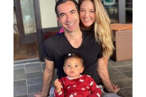 Manu teve a melhor reação ao ver o pai na televisão