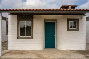 Famílias na linha da miséria vão ganhar casas feitas por impressoras 3D