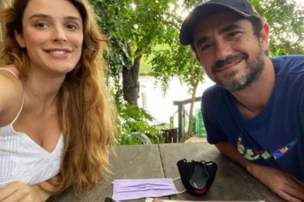 Rafa Brites fez um post para desabafar sobre o tempo longe do filho, Rocco