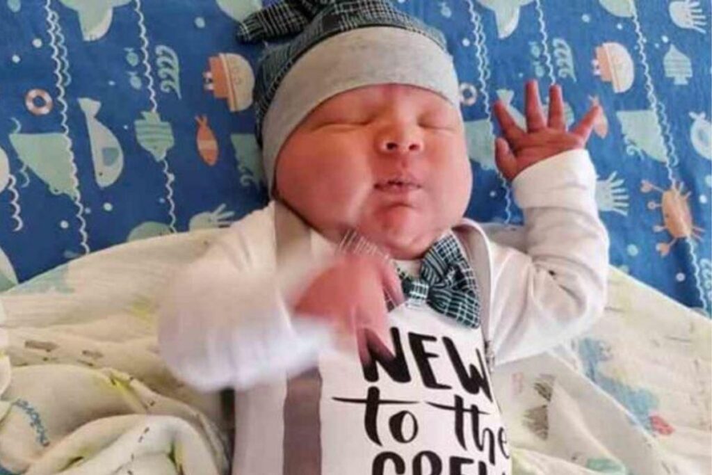 Cary já é mãe de outros dois meninos