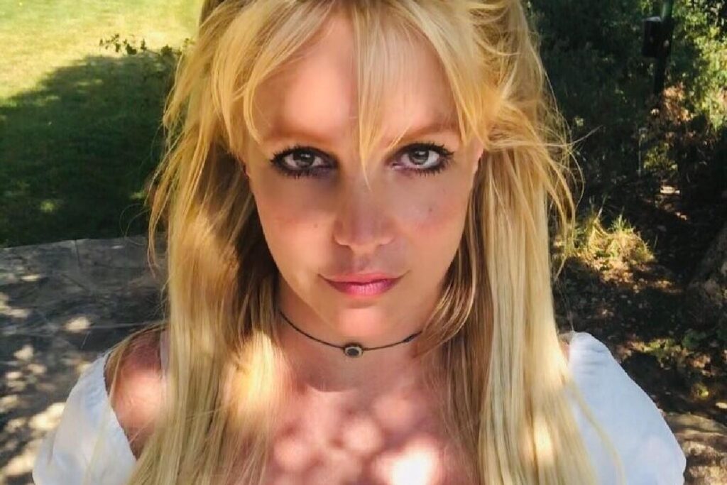 Britney Spears comentou a decisão judicial pelo fim da tutela do pai