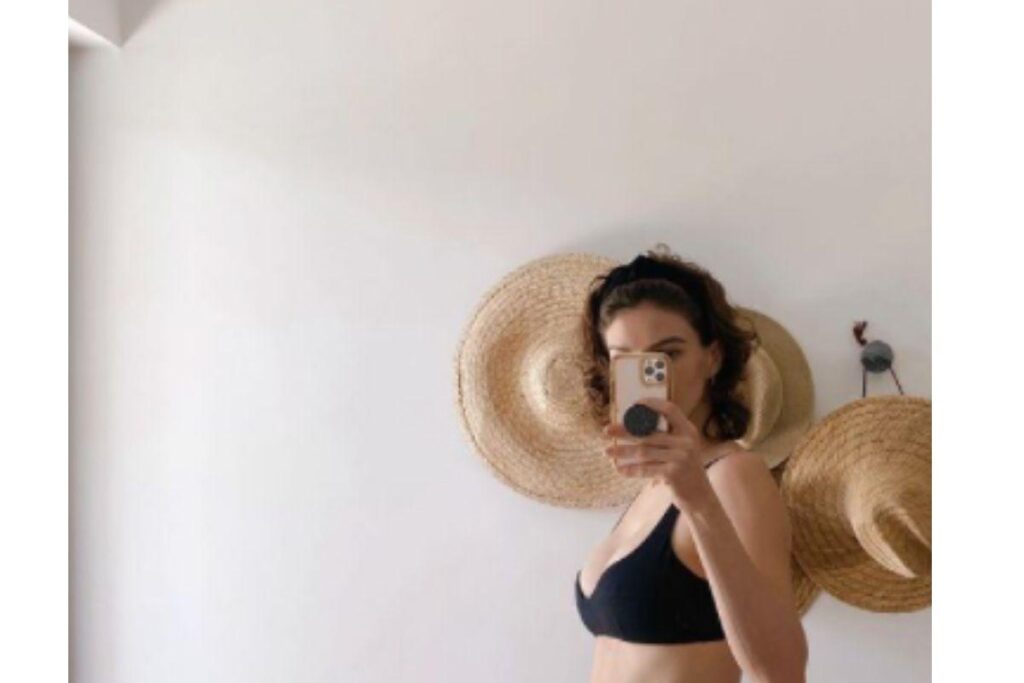 Monica deu à luz Lara no último dia 10 de outubro