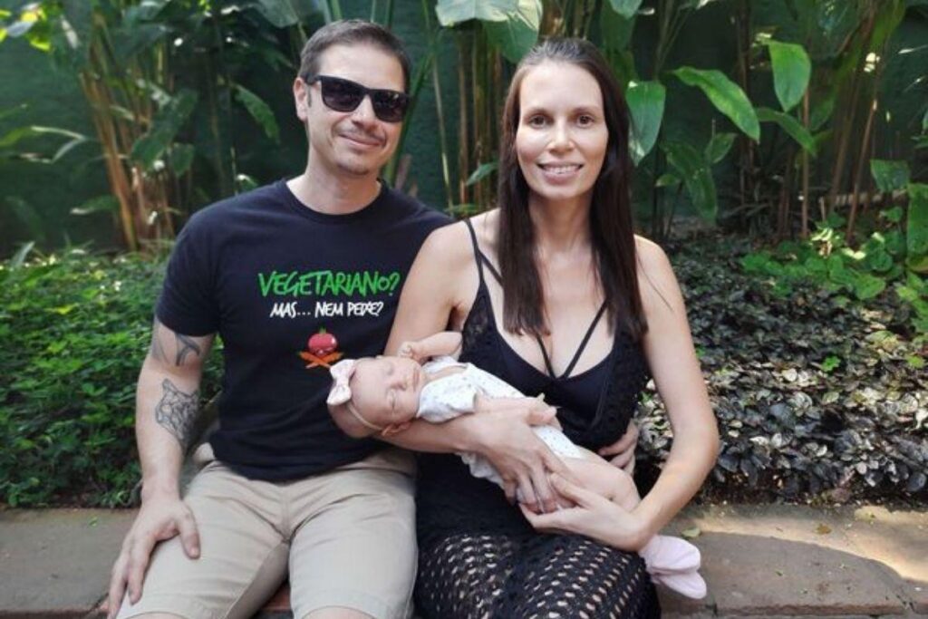 Elise tem quase 3 meses hoje e também terá dieta vegana