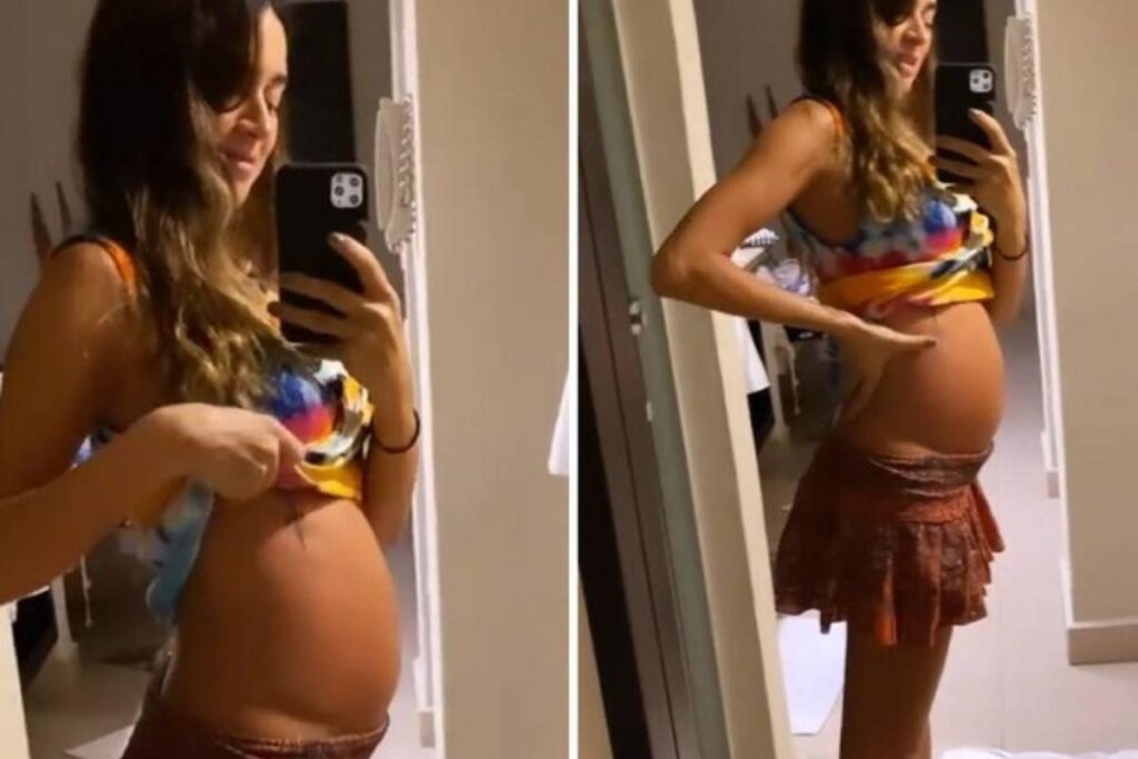 Foto publicada pela atriz exibindo a barriga grávida