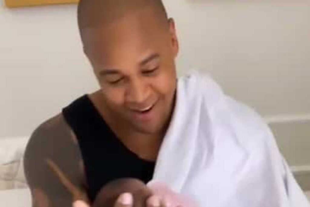 Leo Santana compartilhou um foto de um ensaio fotográfico que fez com Liz