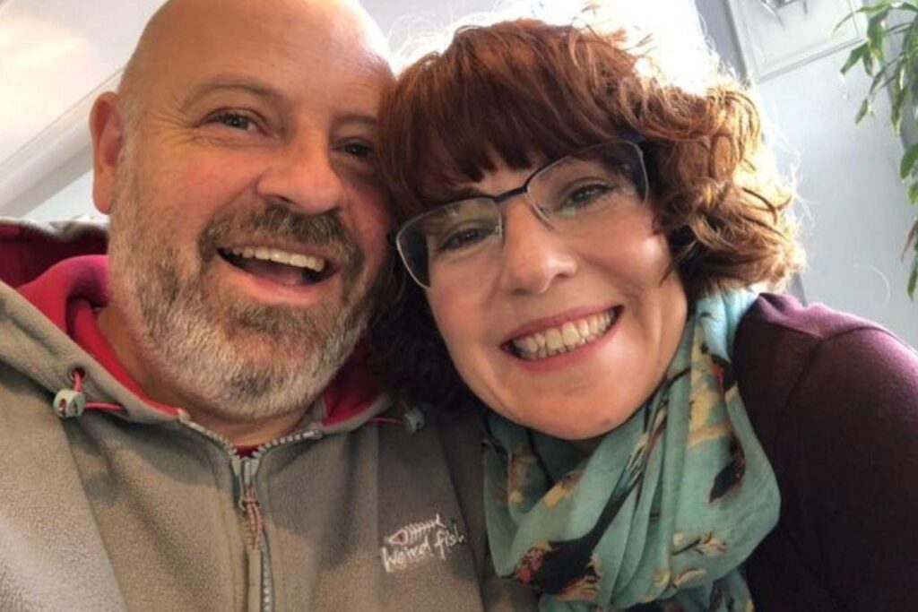 Kate e Adrian são pais de 3