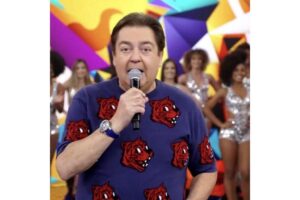 Faustão fala sobre morte da mãe