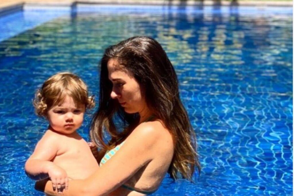 Clara divertiu pós banho