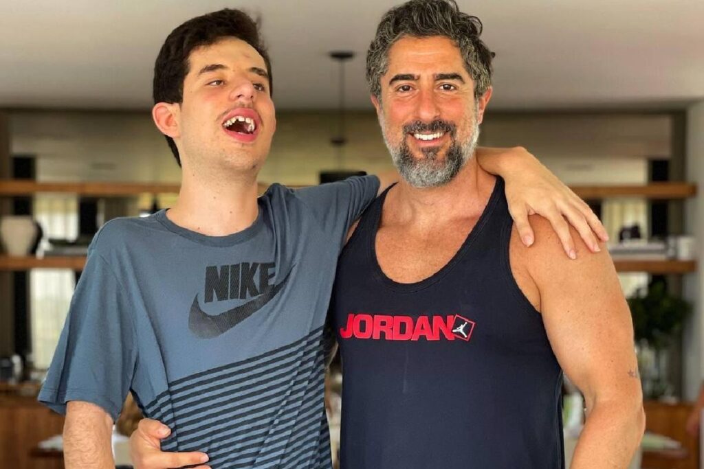 Marcos Mion e Suzana Gullo são pais de Romeo, Donatella e Stefano