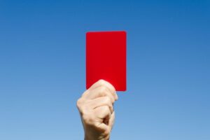 A pandemia deixou ainda mais sobrecarregado os ombros das mães, mas não pode ser assim