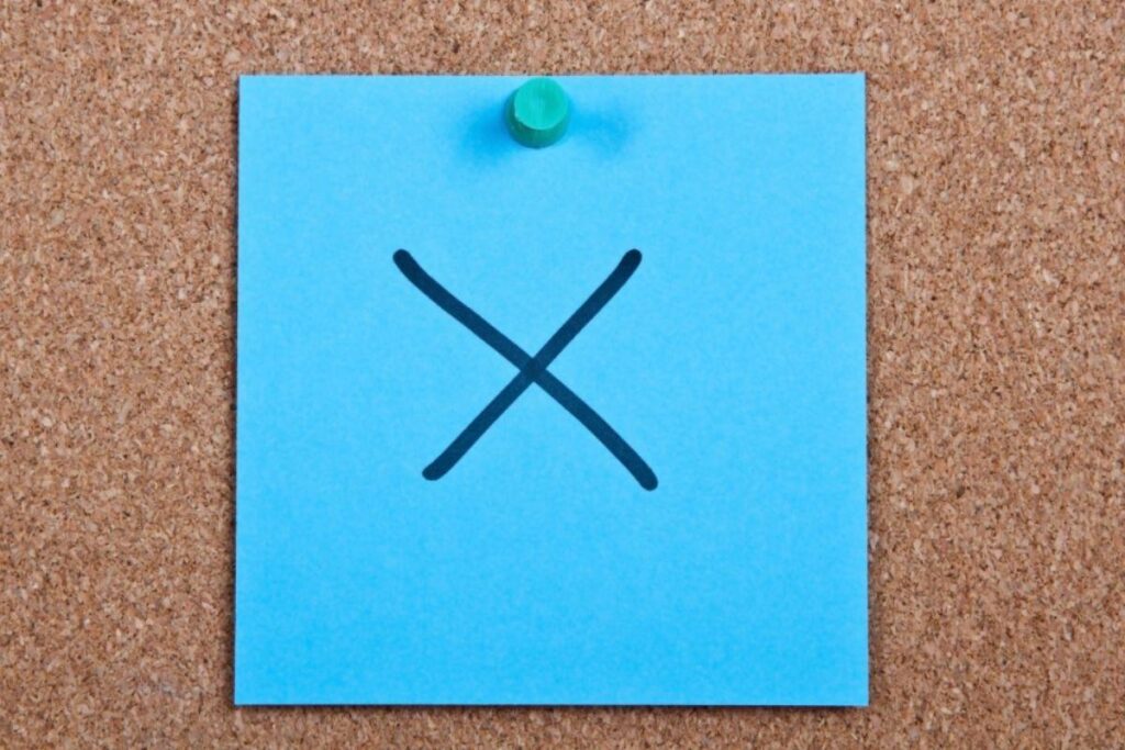 Manter o carteira de vacinação do seu filho em dia é fundamental na prevenção contra a poliomielite