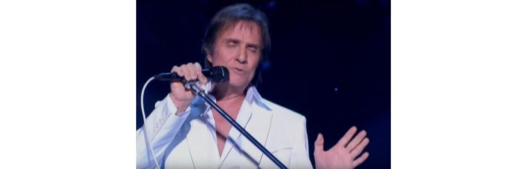 Roberto Carlos conseguiu uma prótese apenas aos 14 anos