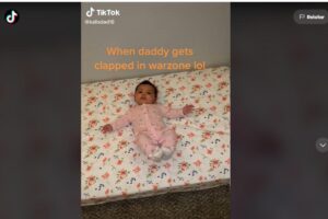 Vídeo da mãe sendo interrompida pelo pai durante momento fofo com a filha