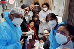 A tripulação ajudou no parto